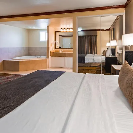 Best Western Garden Villa Inn-3